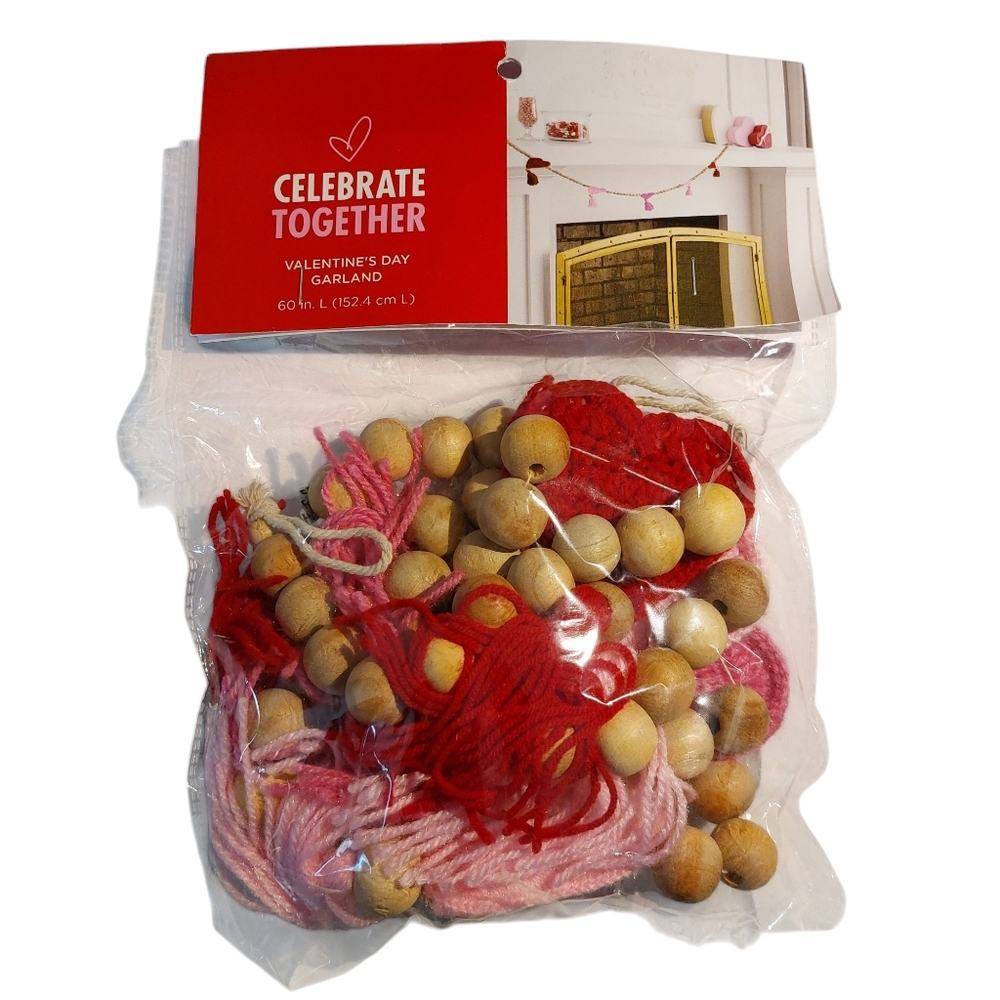 Celebrate Together Valentine's Day Wooden Bead Garland Tasseled NEW